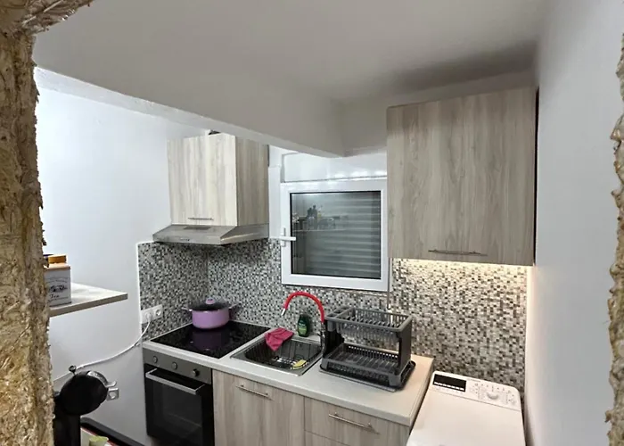 Flowers Lullaby Loft Tatil Evi Afantou