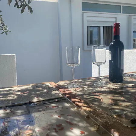 Flowers Lullaby Loft 度假居 *